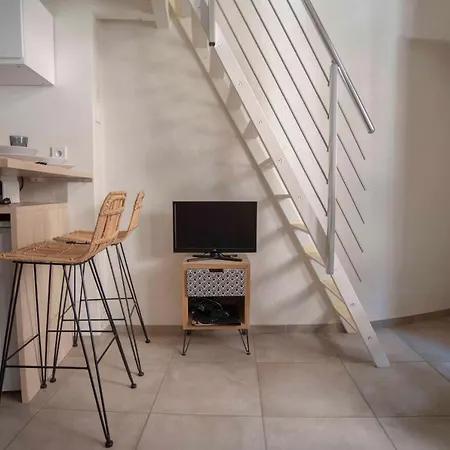 Nice Duplex Studio Ideal For Couple In Lyon! Apartment Lyon